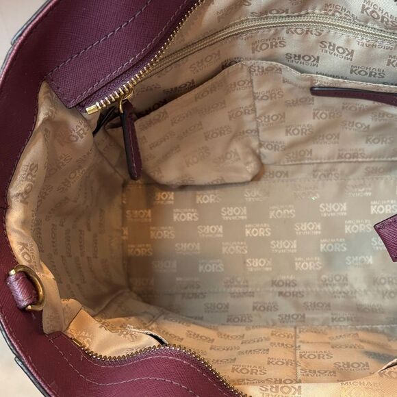 Michael Kors Hamilton Traveler Studded Satchel Saffiano Leather Bag - Picture 14 of 16